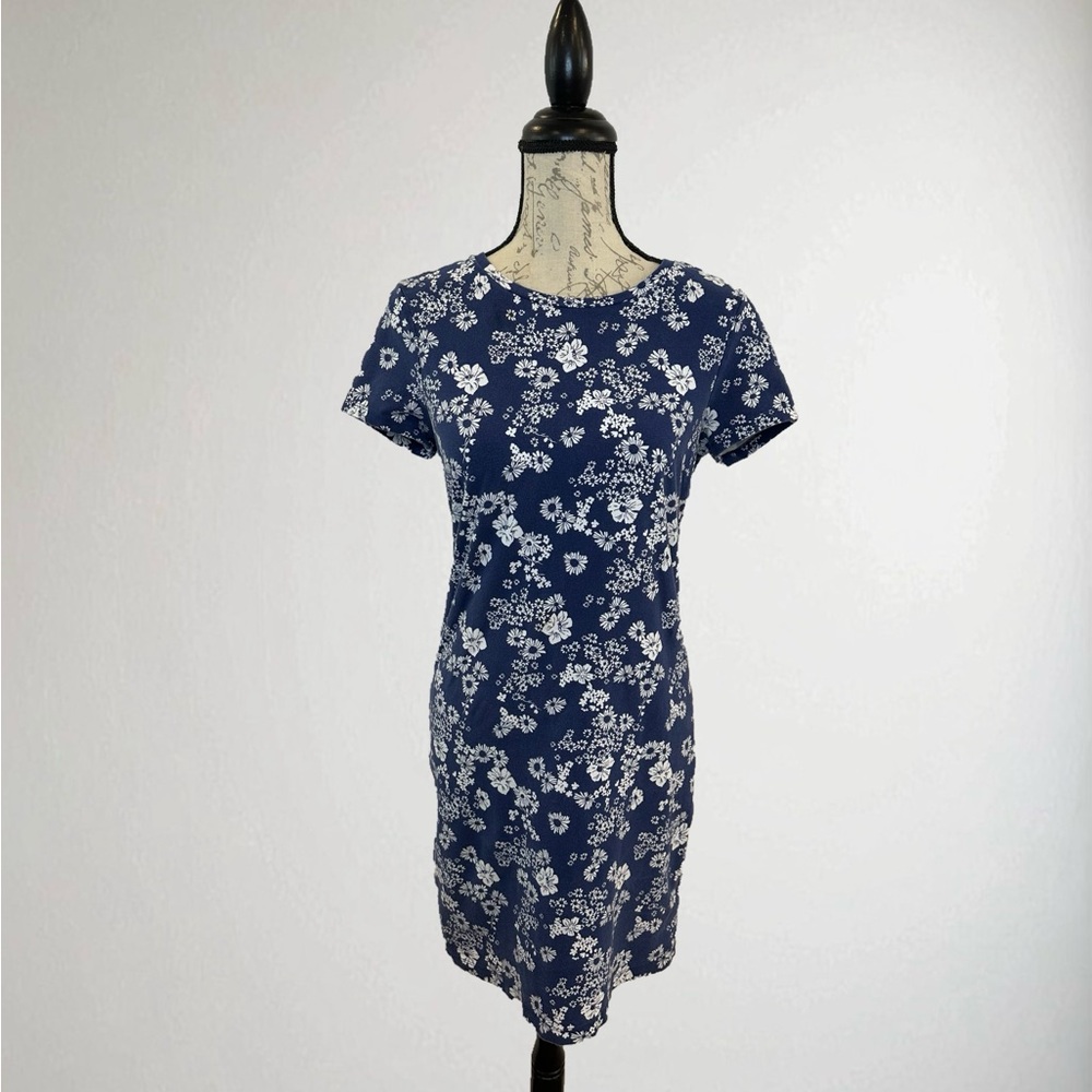 Old Navy Floral Fitted T-Shirt Dress